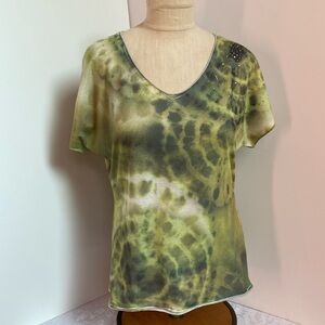 Green tie dye short sleeve shirt